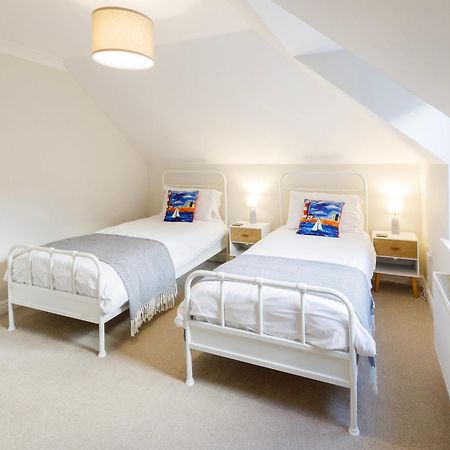 Breakers Apartment New Quay Екстериор снимка
