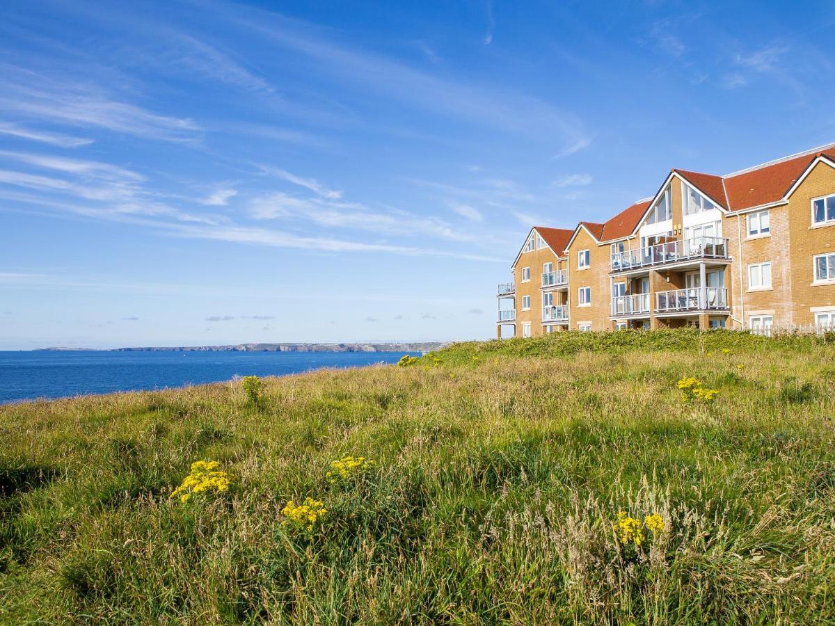 Breakers Apartment New Quay Екстериор снимка